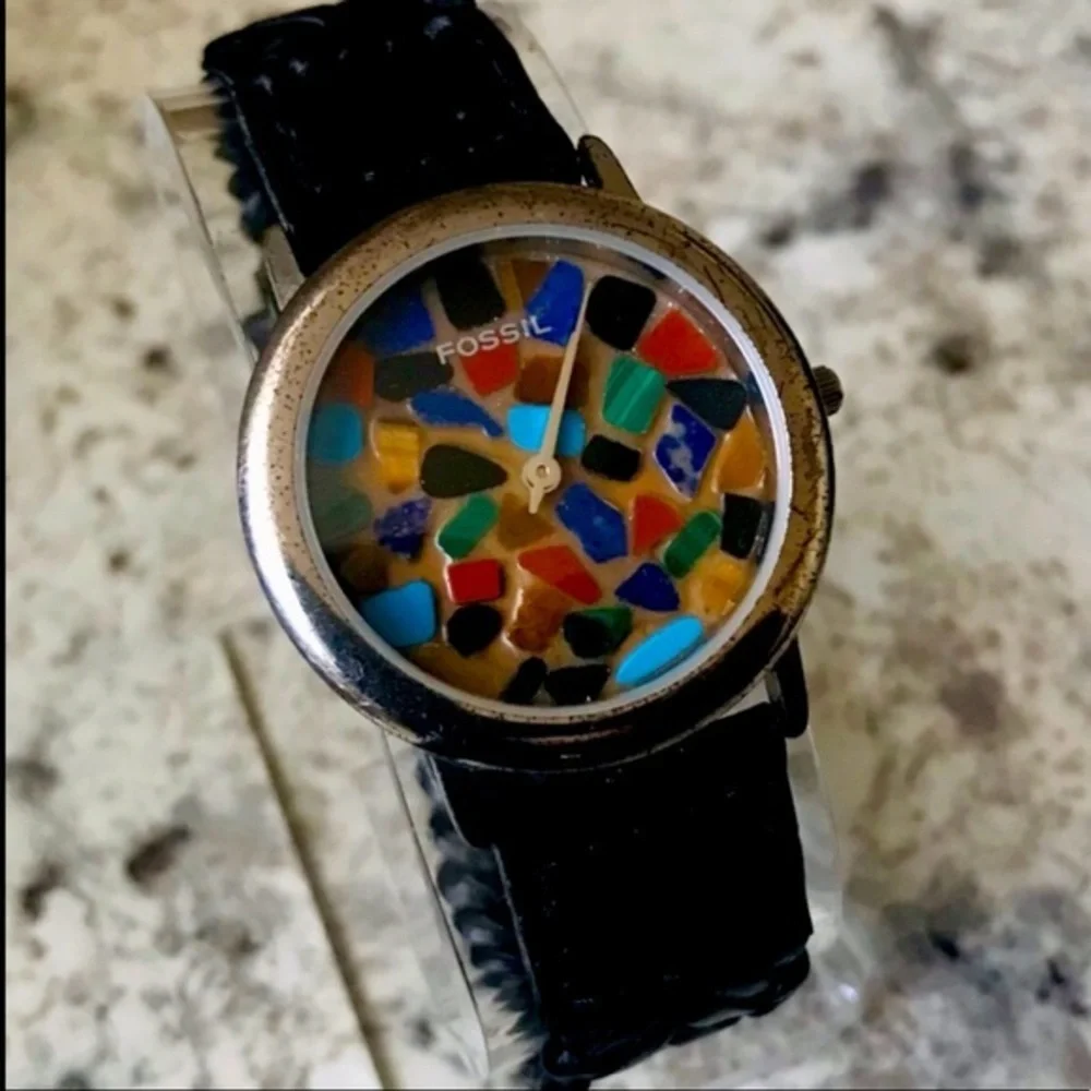 RARE 1992 LARGE CLAY FACE STAIN GLASS FOSSIL SC-5501(000601) WATCH